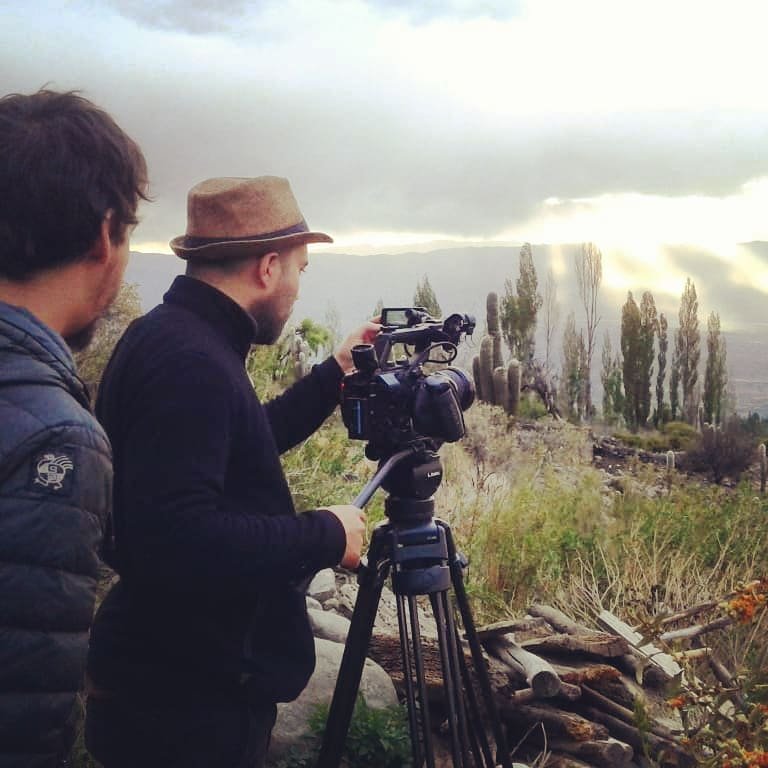 ENTRECERROS una película de Leonardo Cauteruccio