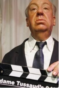 A 124 años de su nacimiento de «Hitch»​ o «Maestro del suspenso»​