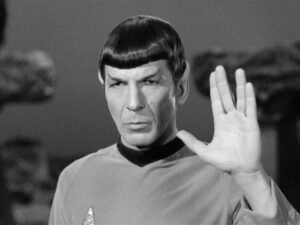 𝕤𝔢ᖇ𝐢Ⓔs "Más Allá de las Estrellas: Celebrando 58 Años de Star Trek"