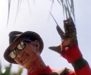 ℕ𝕆𝕋𝔸 𝟙/𝟚            El ícono del terror que acecha en los sueños